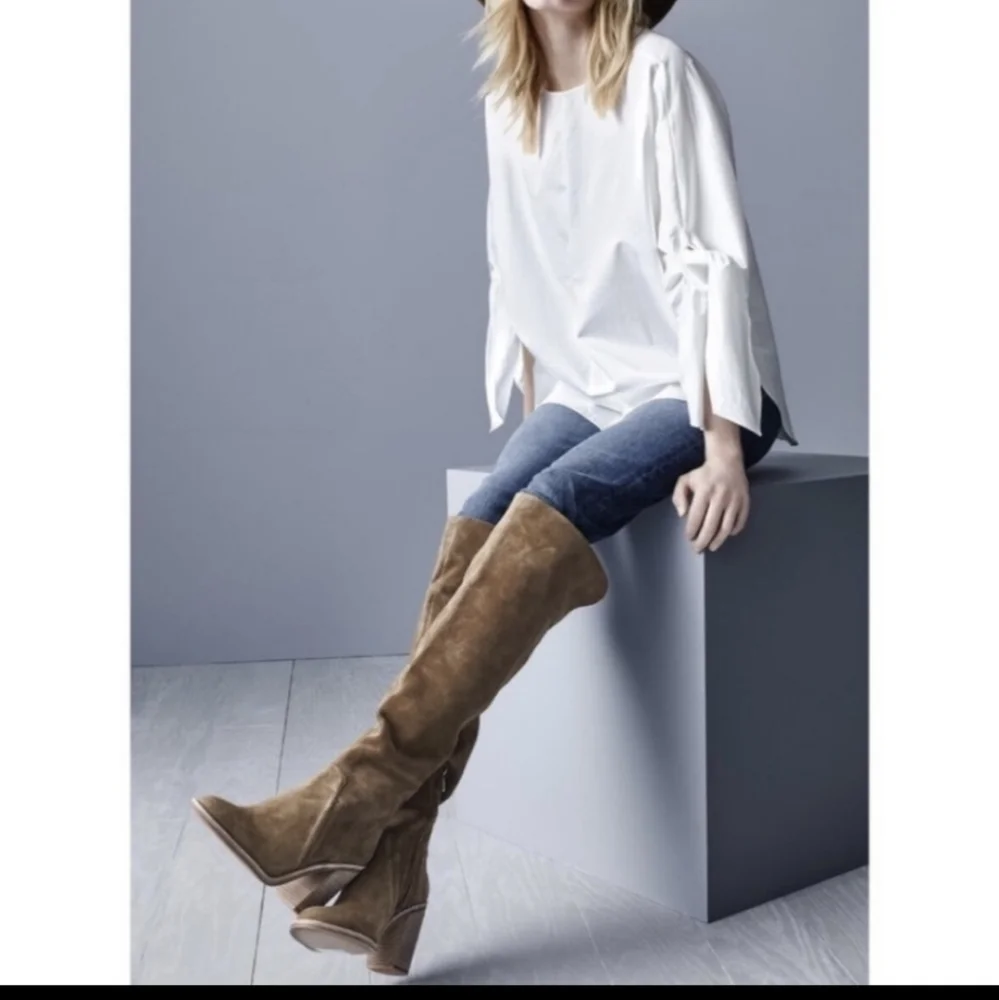 Vince Camuto 